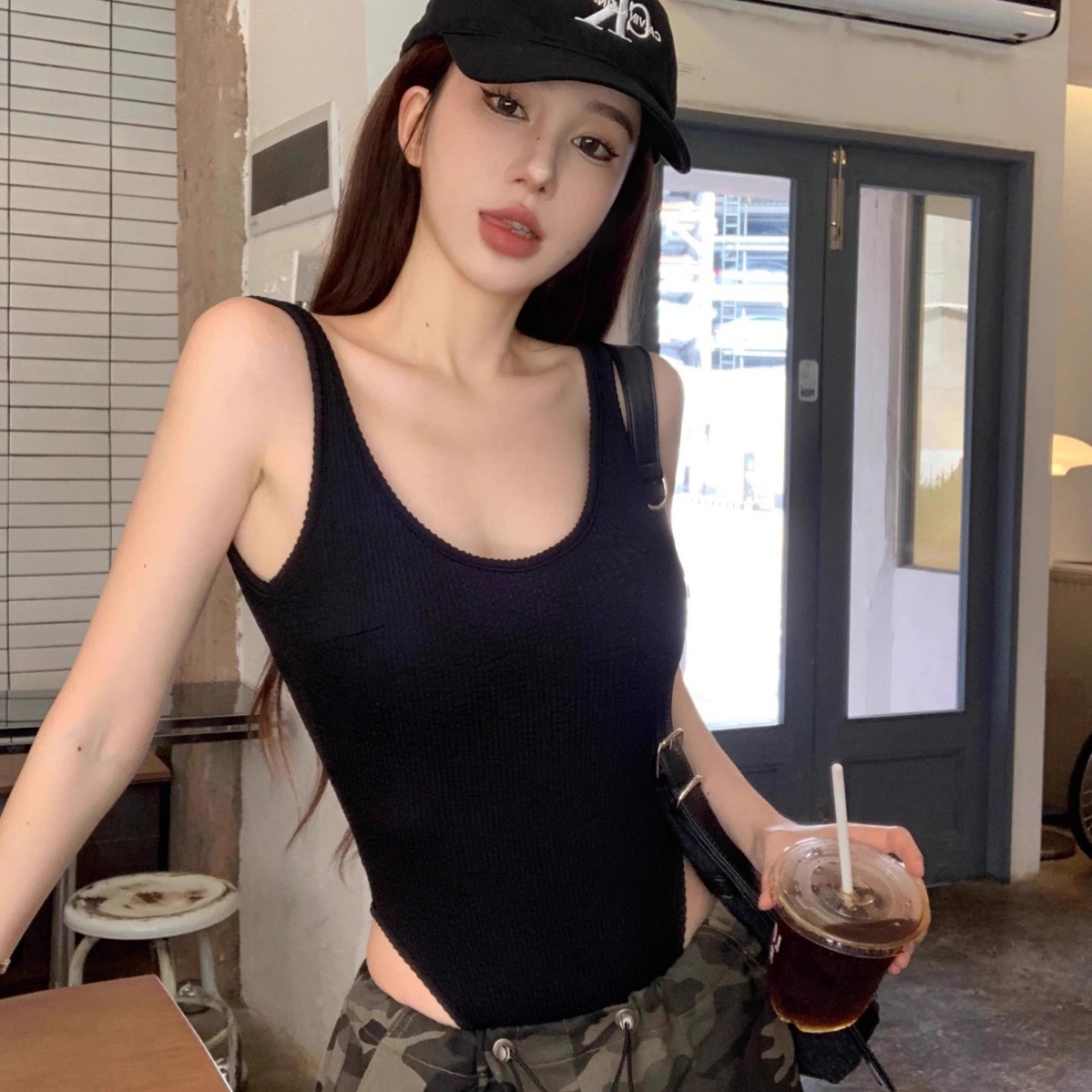 Tank Top Ribbed - Черное боди на бретелях, сексуальное боди