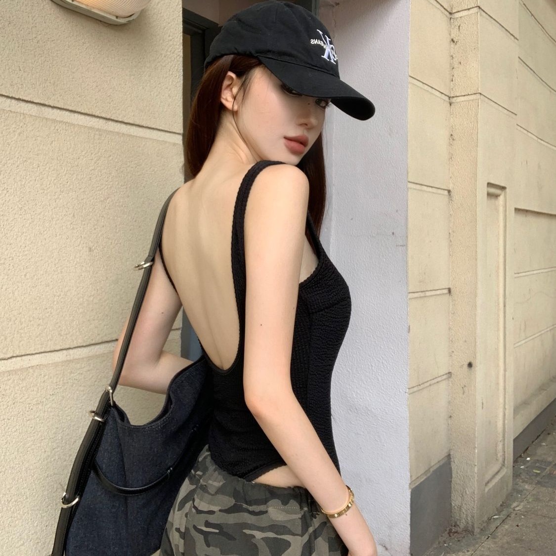 Черное боди на бретелях, сексу – обзор и цена Tank Top Ribbed